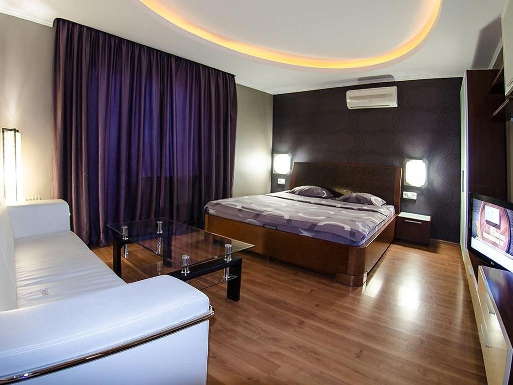 Hotrent City Kyjev Exteriér fotografie