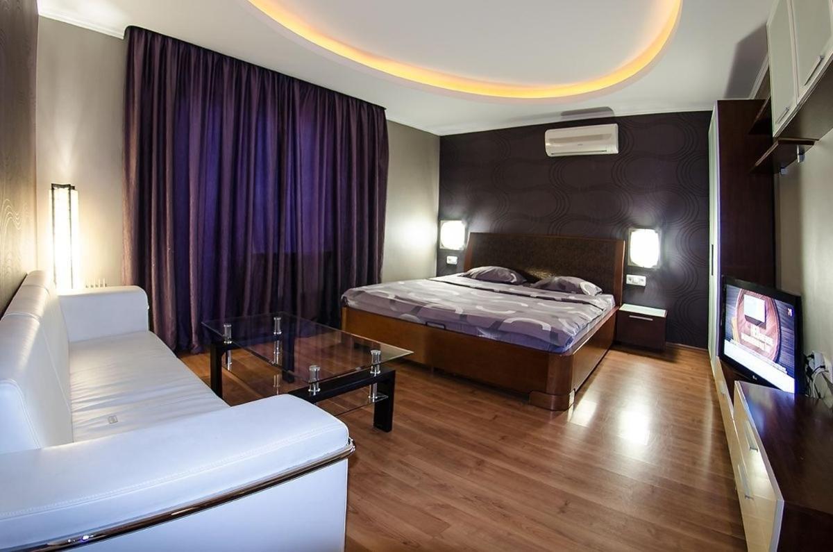 Hotrent City Kyjev Exteriér fotografie